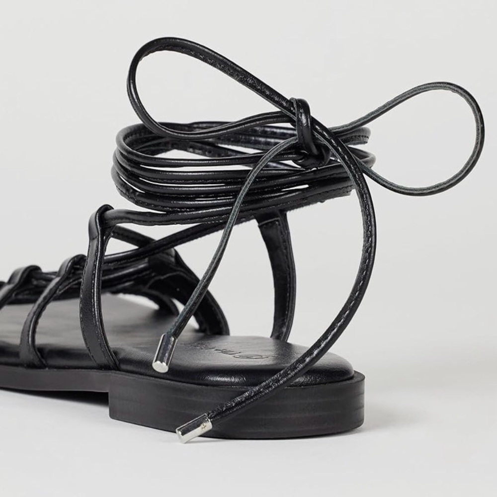 NWT Black Lace-Up Strappy Women's Gladiator Sandals - Picture 3 of 7